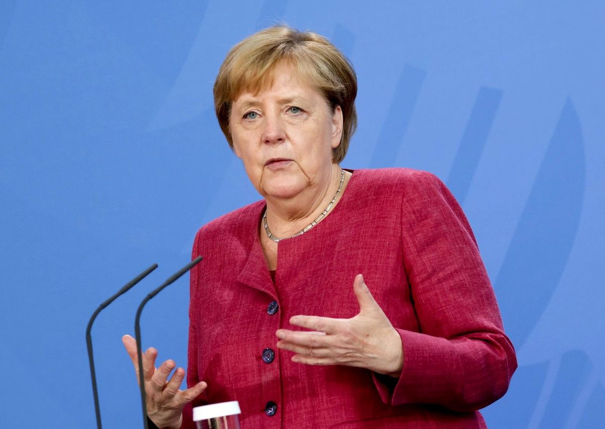 Merkel: "ABD olmadan tahliyelere devam edemeyiz"