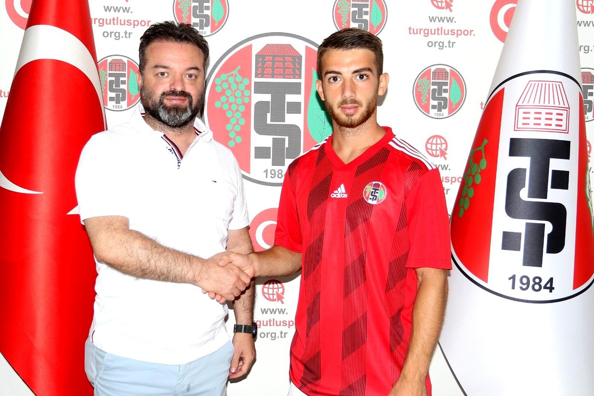 Turgutluspor Serhat Kot\'la anlaşma imzaladı
