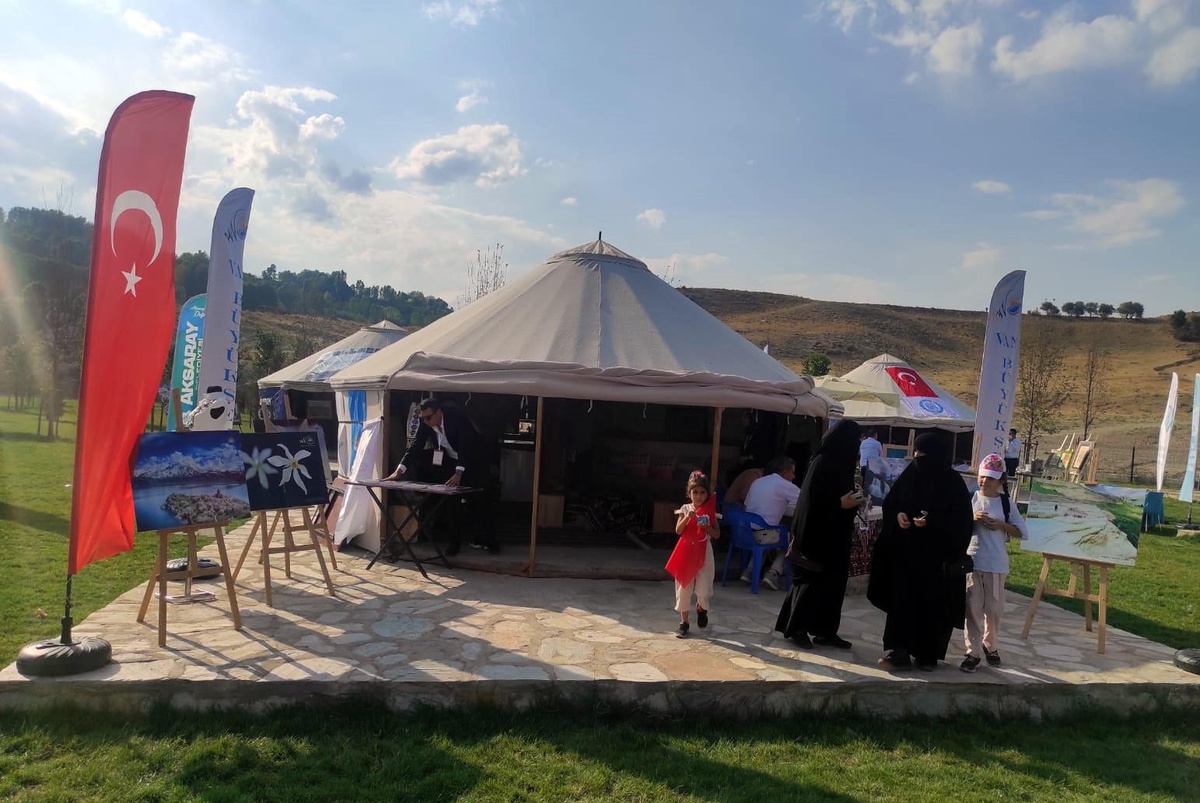 BÜYÜKŞEHİR BELEDİYEMİZ MALAZGİRT\'TEKİ YERİNİ ALDI