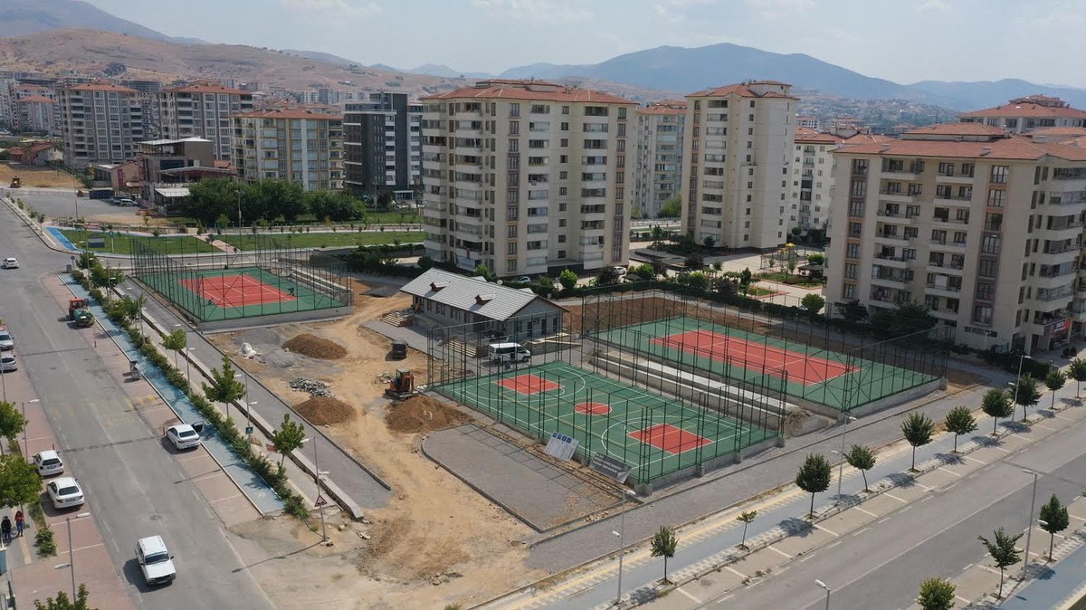 "Yeşilyurt\'u Spor Kenti Yapma Yolunda Ciddi Adımlar Atıyoruz"