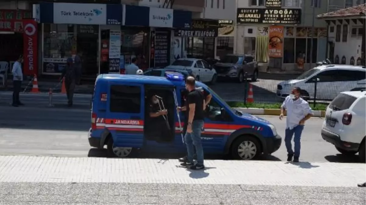 2 kişinin öldüğü kavgada yaralandı; tekerlekli sandalyeyle adliyeye getirildi