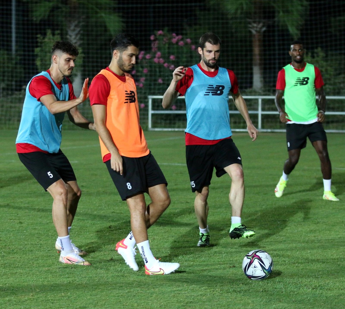 Antalyaspor\'da Çaykur Rizespor hazırlıkları