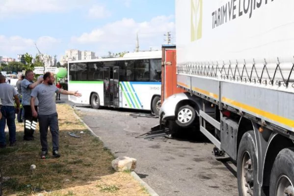 Freni boşalan otobüs 7 araca çarparak durabildi