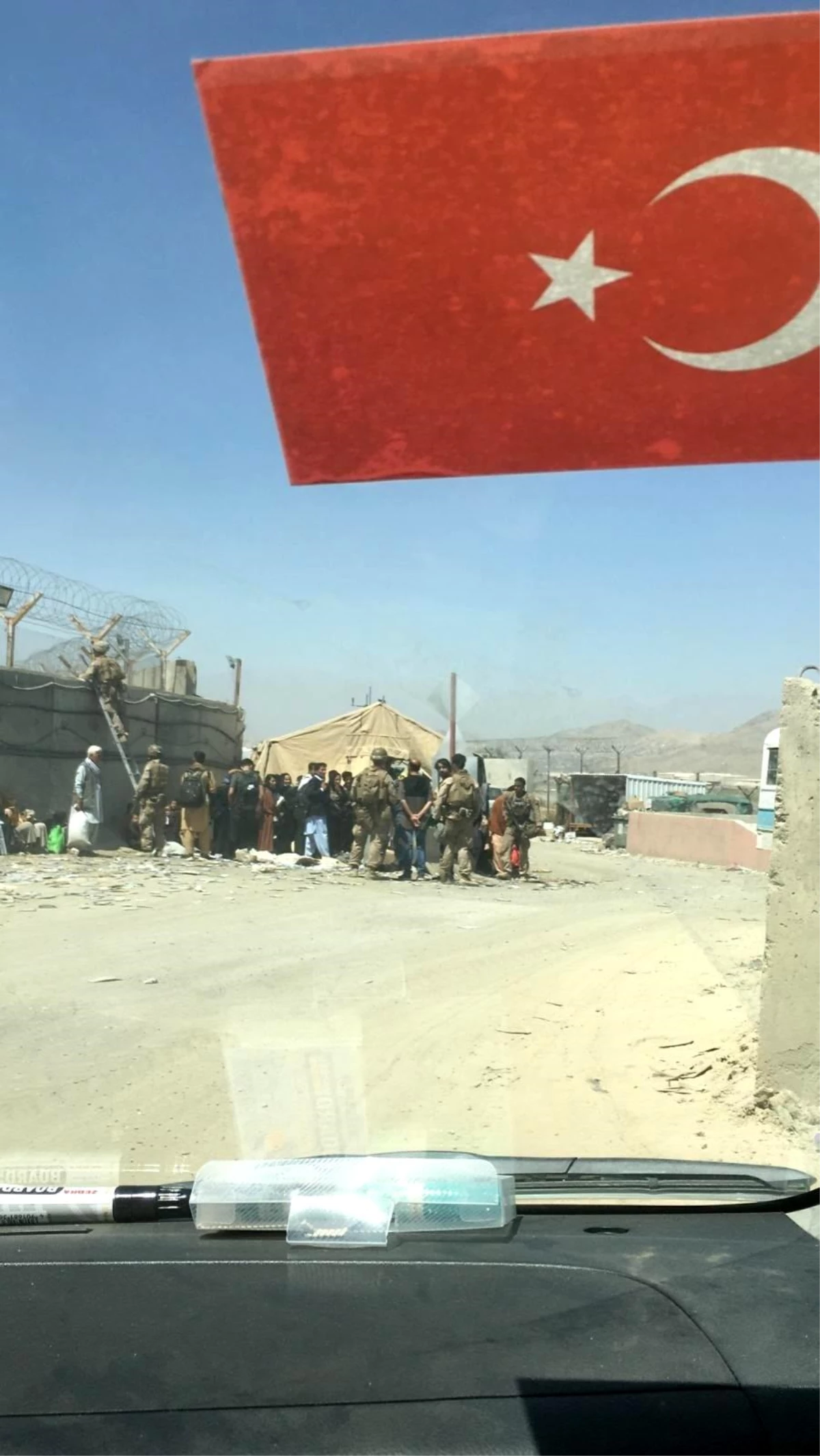 Terör örgütü PKK/KCK-PYD/YPG\'ye yönelik operasyonda 3 şüpheli yakalandı