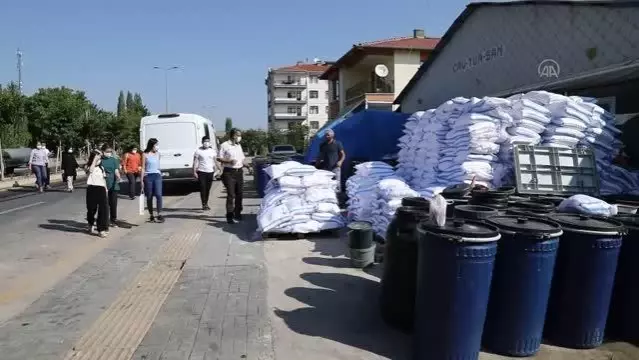 Çubuk'ta turşu üreticileri denetlendi