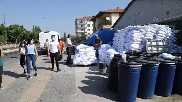 Çubuk'ta turşu üreticileri denetlendi