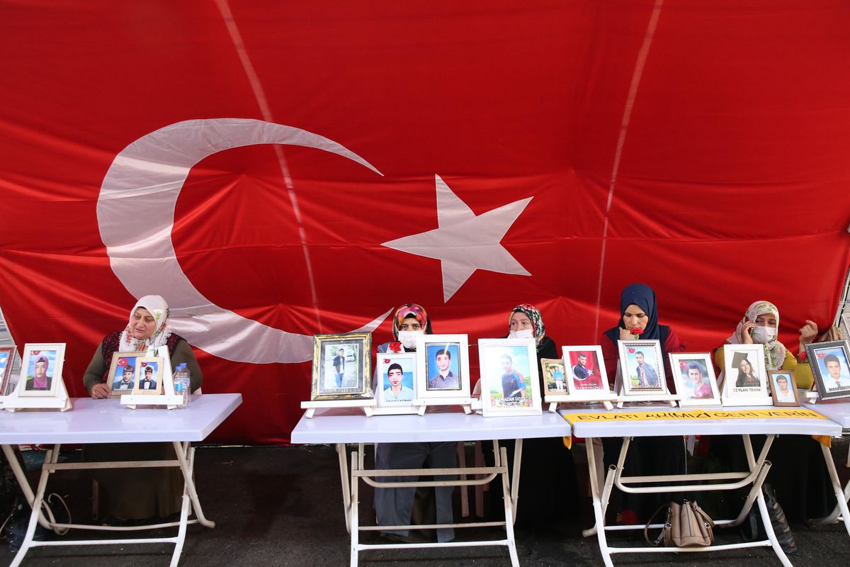 Diyarbakır anneleri evlat nöbetini kararlılıkla sürdürüyor