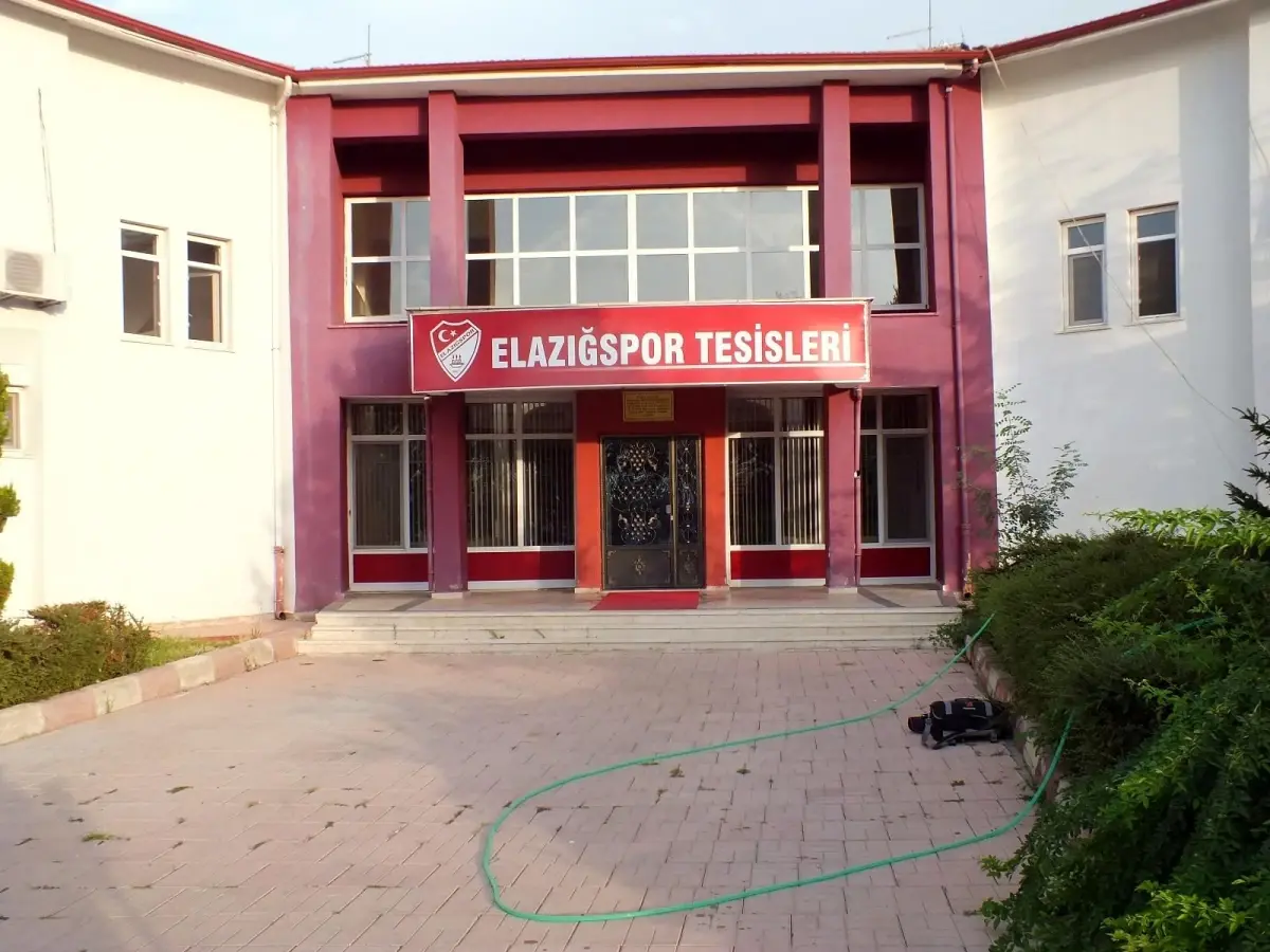 Elazığspor, transfer tahtası için çabalıyor