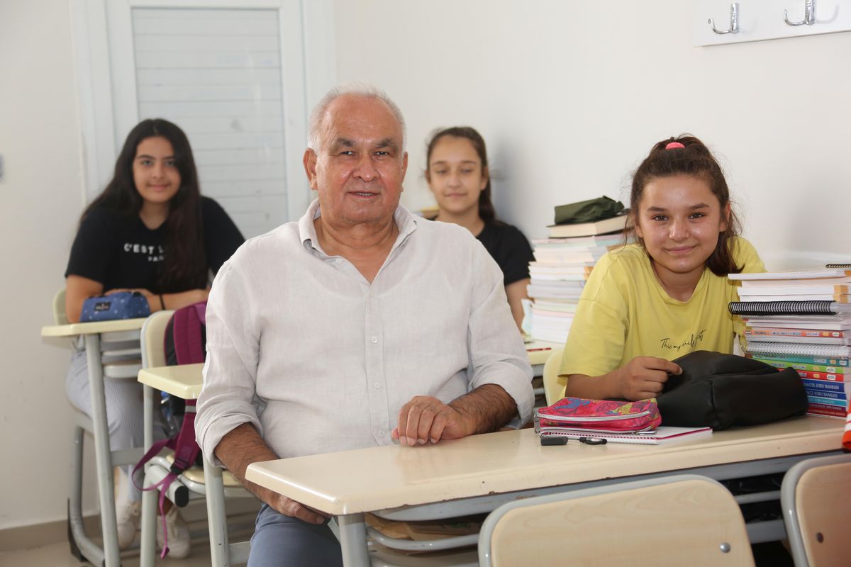 Erdemli Belediyesi\'nin öğrencilere yönelik ücretsiz LGS ve YKS kursları devam ediyor
