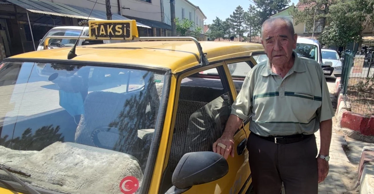 Eskişehir\'in en eski taksi şoförü olarak biliniyor