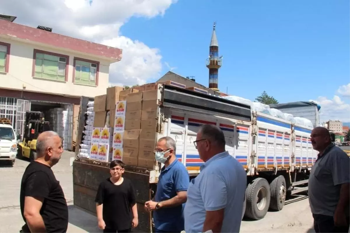 Tosya Kaymakamlığından afet bölgesine yardım