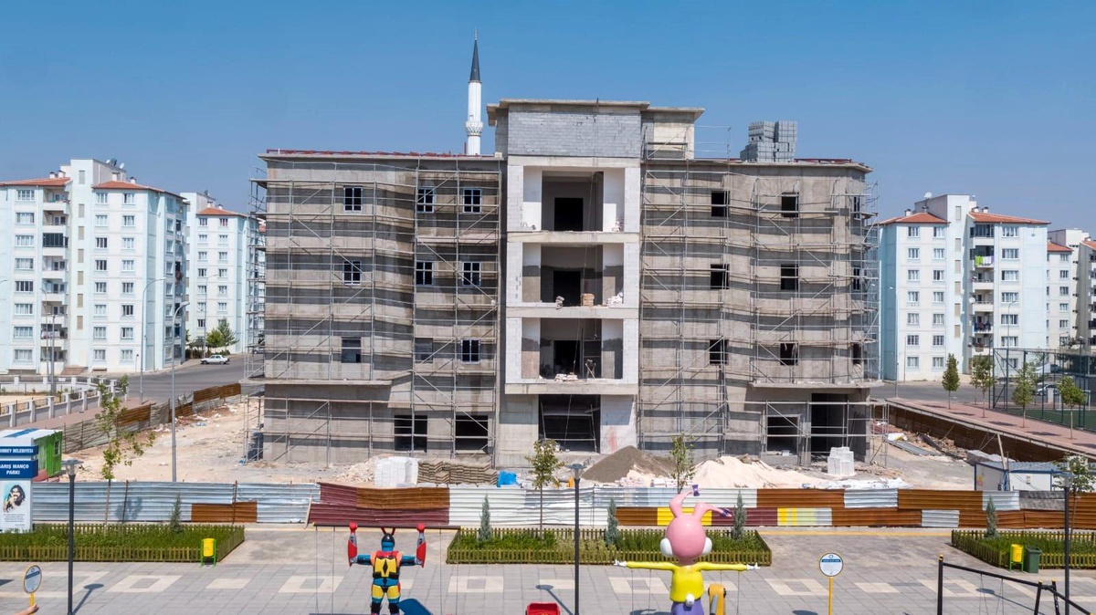 Belediyemiz Mavikent\'in Çehresini Değiştiriyor