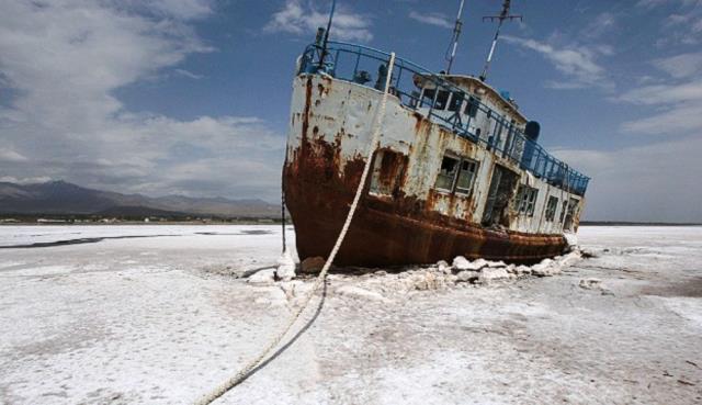 Bir dönem Ortadoğu'nun en büyük gölü olan Urmiye Gölü, şimdilerde haritadan silinmek üzere