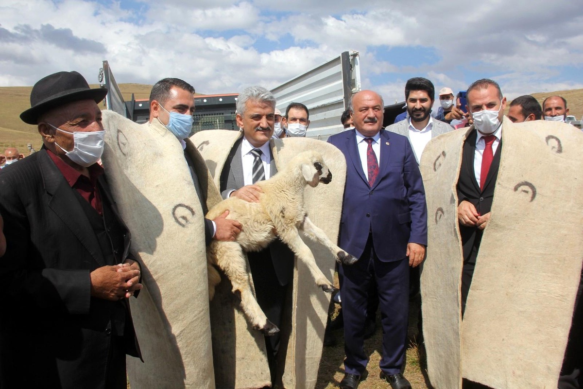 Erzincan\'da Geleneksel Koç Katılım Şenliğinin 2.\'si Çayırlı\'da düzenlenecek