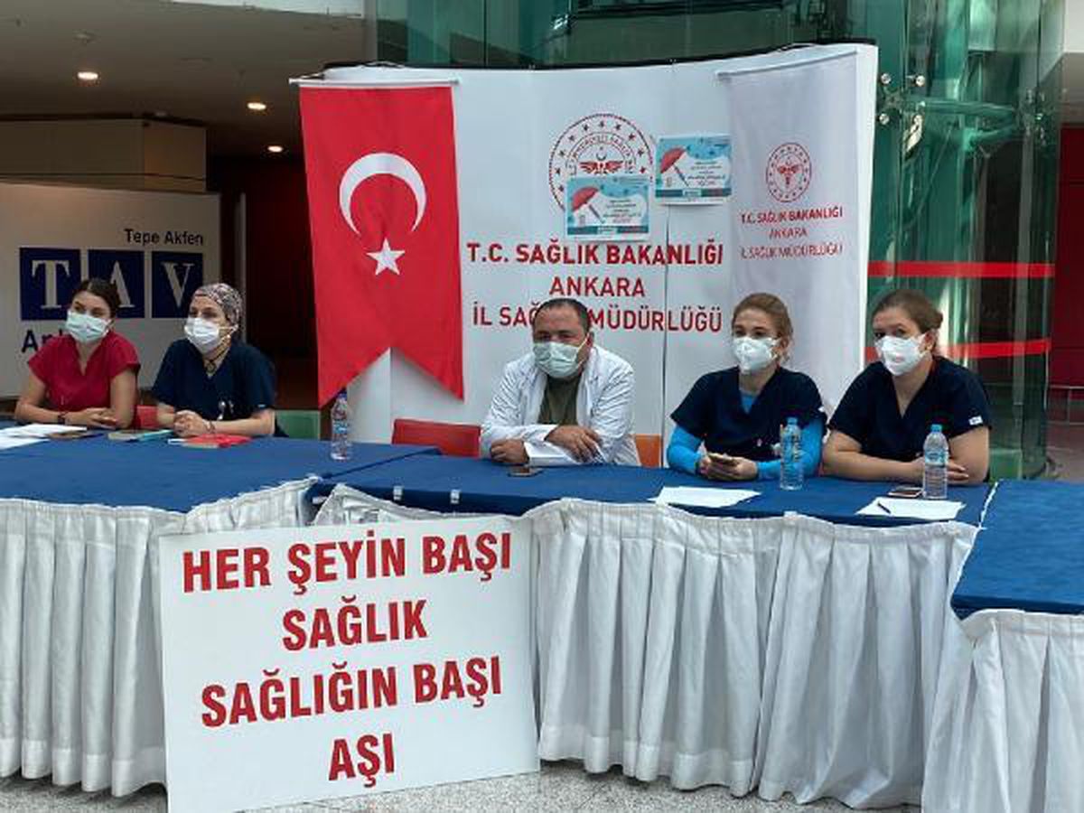 Esenboğa Havalimanı\'nda 2 ayda 3 bin doz aşı