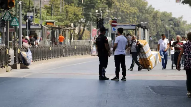 İstanbul'un trafiği en yoğun olduğu bölgelerden Ordu Caddesi, yayalaştırıldı