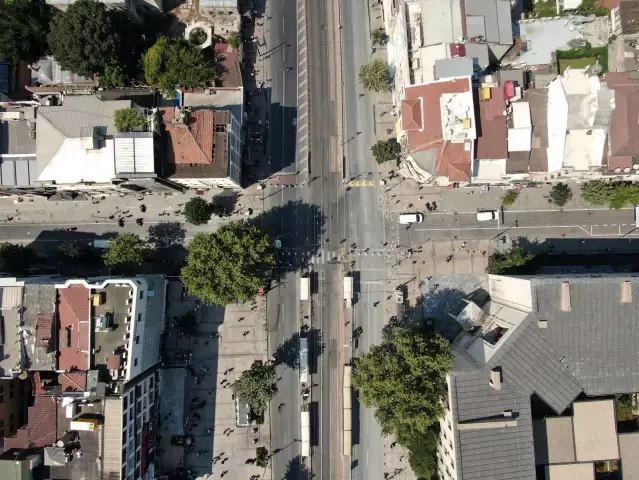 İstanbul'un trafiği en yoğun olduğu bölgelerden Ordu Caddesi, yayalaştırıldı