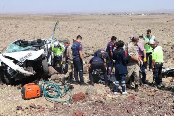 Jandarma, kazada ölen otomobilin sürücüsünün çalan telefonundan acı haberi verdi