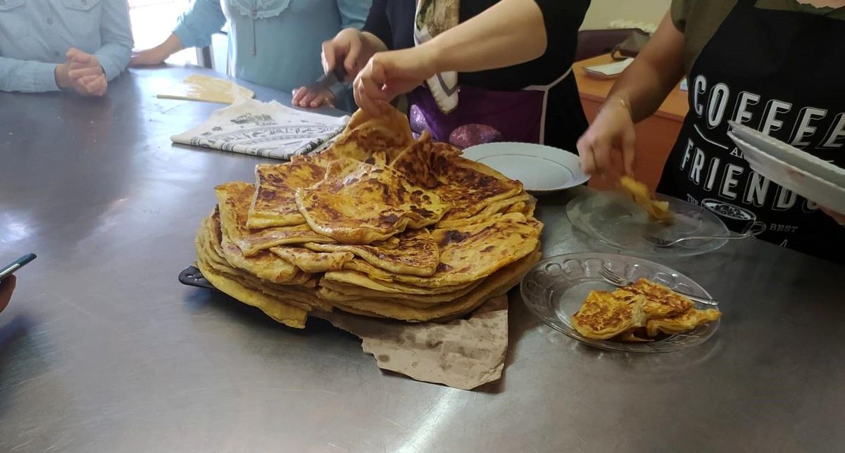 Kadınlar bazlama yapmayı öğrendi