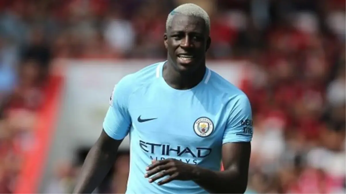 Manchester City\'de Benjamin Mendy depremi! Tecavüz ve taciz suçlamaları nedeniyle gözaltına alındı