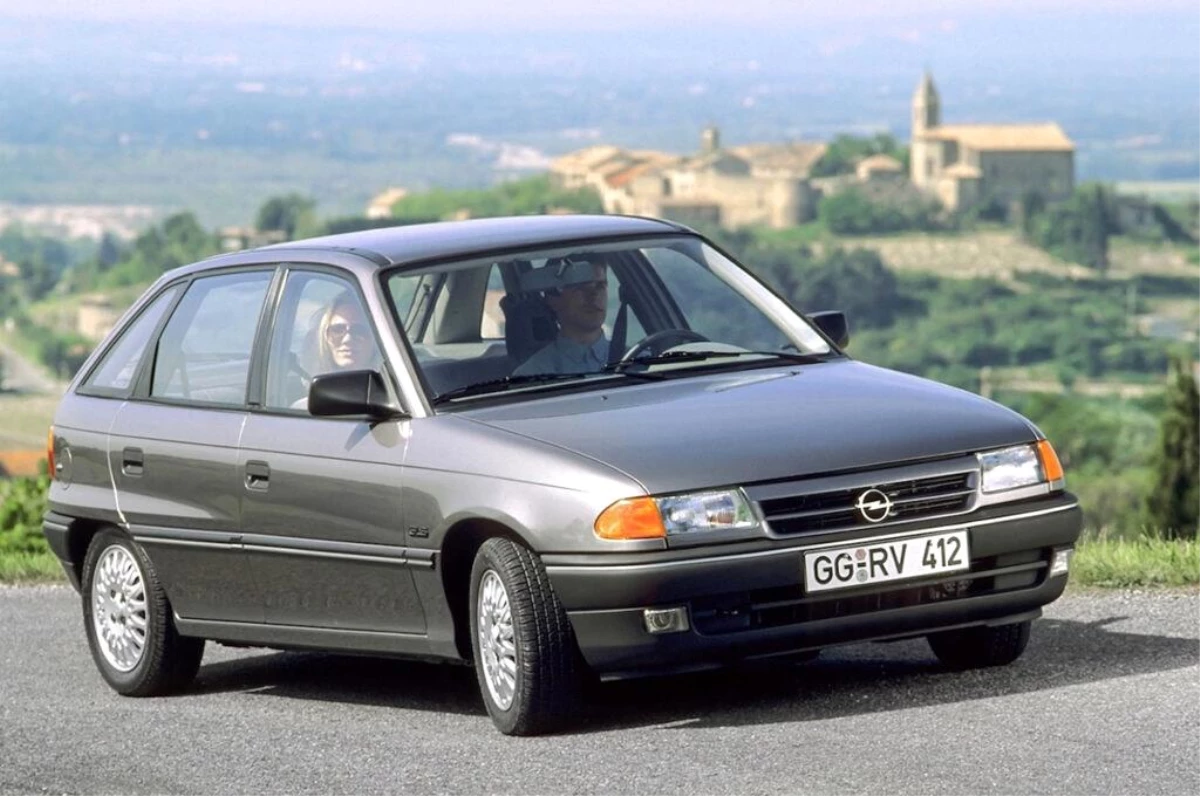 Opel Astra 30 yaşında!