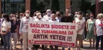 Sağlık çalışanları meslektaşlarının darbedilmesini protesto etti