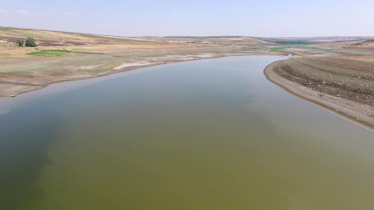 ŞANLIURFA - Hacı Hıdır Barajı\'nın doluluk oranı sıcaklık ve yağış azlığı nedeniyle düştü