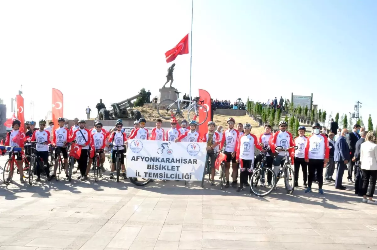 Tuğgeneral Osman Alp: "Büyük Taarruz imkansızlıklar içindeki bir milletin ateşle imtihanı"