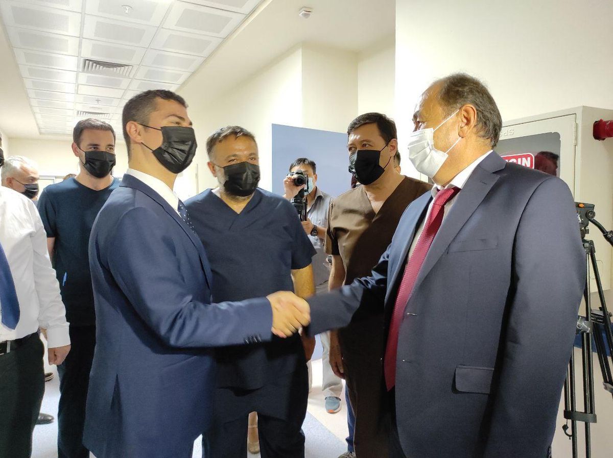 Türkiye\'nin kurduğu modern Kırgız-Türk Dostluk Hastanesi hasta kabulüne başladı