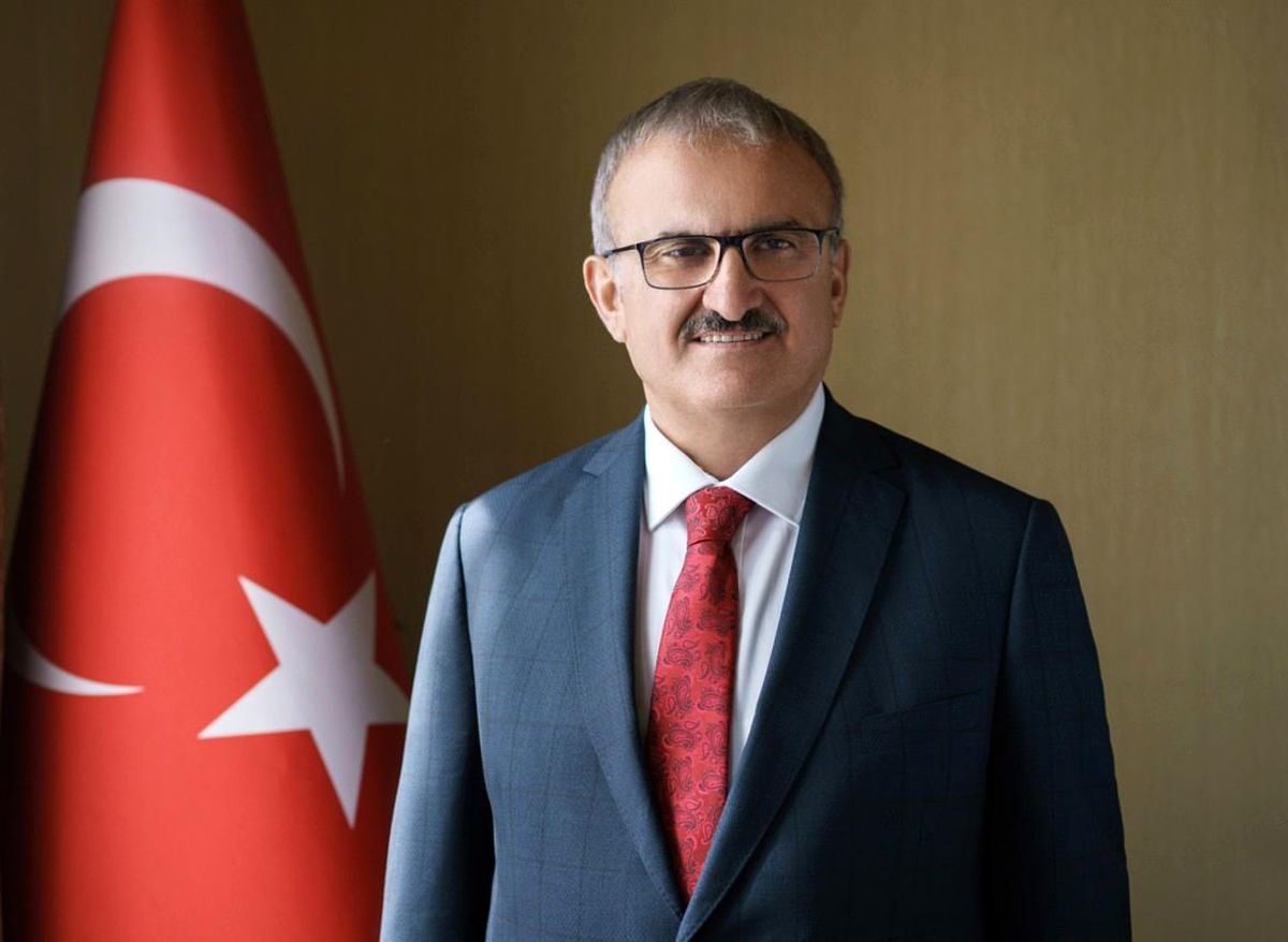 Vali Karaloğlu: "Türkler, Kürtler, Zazalar Anadolu\'yu fethetmek için omuz omuzadır"