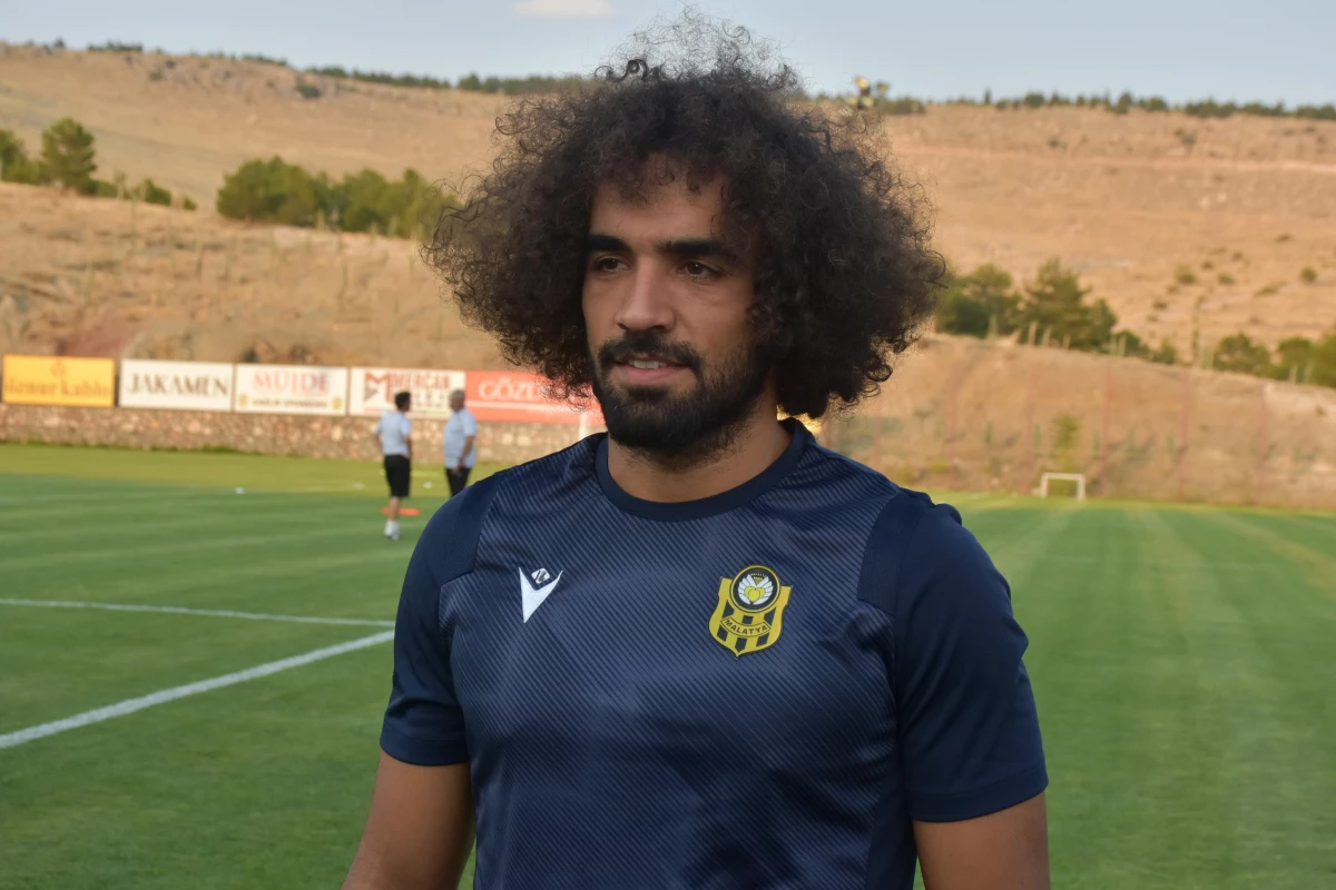Yeni Malatyasporlu Sadık Çiftpınar: "Gaziantep maçında taraftarlarımıza galibiyet hediye etmek istiyoruz"