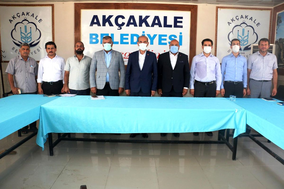 Akçakale Belediyesi\'nden işçilere Barış Pınarı ve Pandemi ikramiyesi