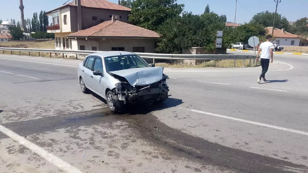 Aynı kavşak, yeni bir kaza: 6 yaralı