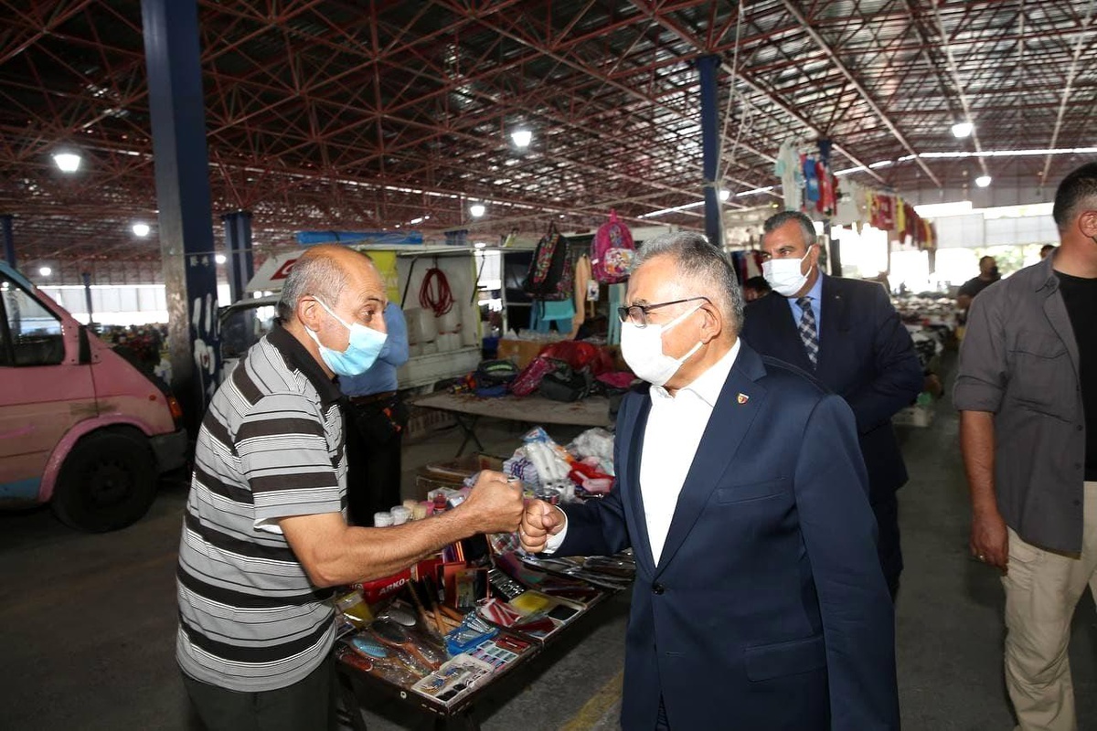 Büyükkılıç, Esnaf ve Vatandaşla Buluştu, Aşıyı Hatırlattı