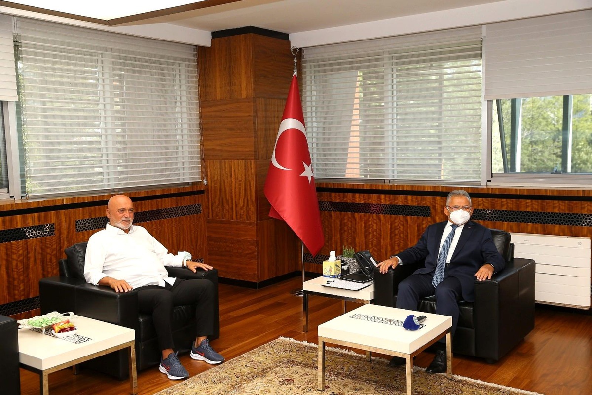 Karaman\'dan Erciyes Yüksek İrtifa Kamp Merkezi\'ne Övgü Dolu Sözler