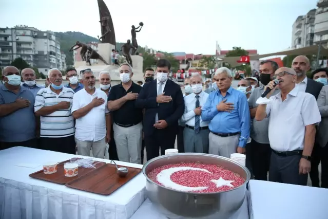 Karşıyaka'da aşure bereketi