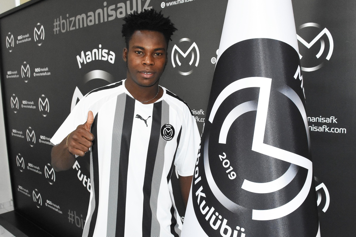 Son dakika! Manisa, Malili futbolcu Demba Diallo\'yu transfer etti