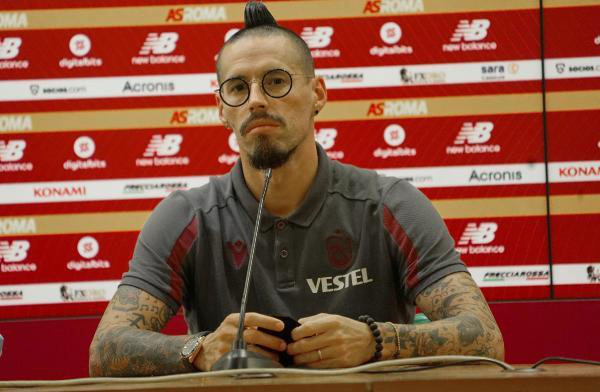 Marek Hamsik: Taraftarlarımıza şampiyonluk armağan etmek istiyoruz