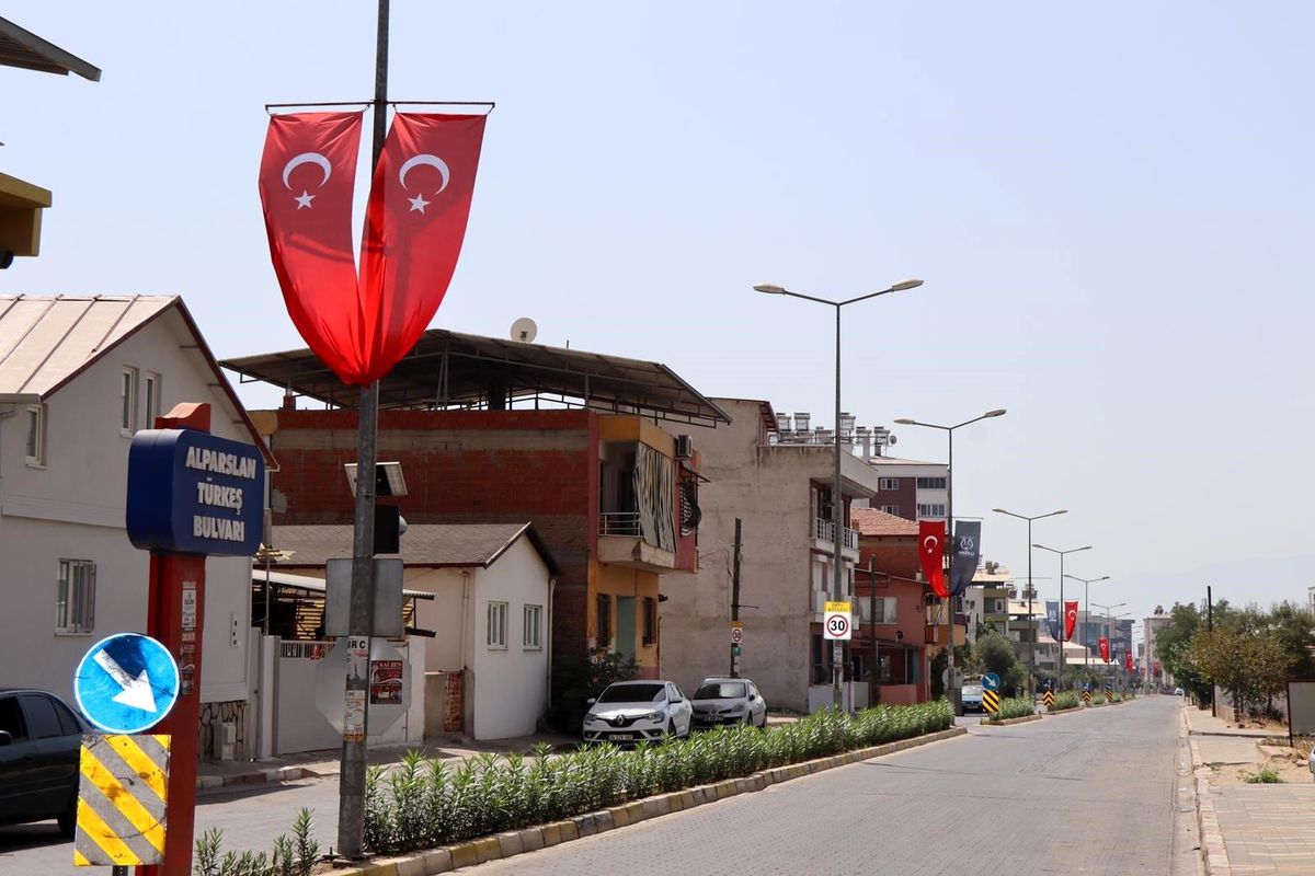 Nazilli, şanlı Türk bayrakları ile donatıldı