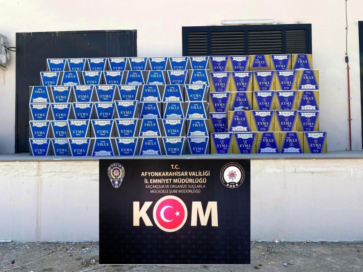Son dakika haberleri | Polis 2 milyon 330 bin adet kaçak boş makaron ele geçirdi