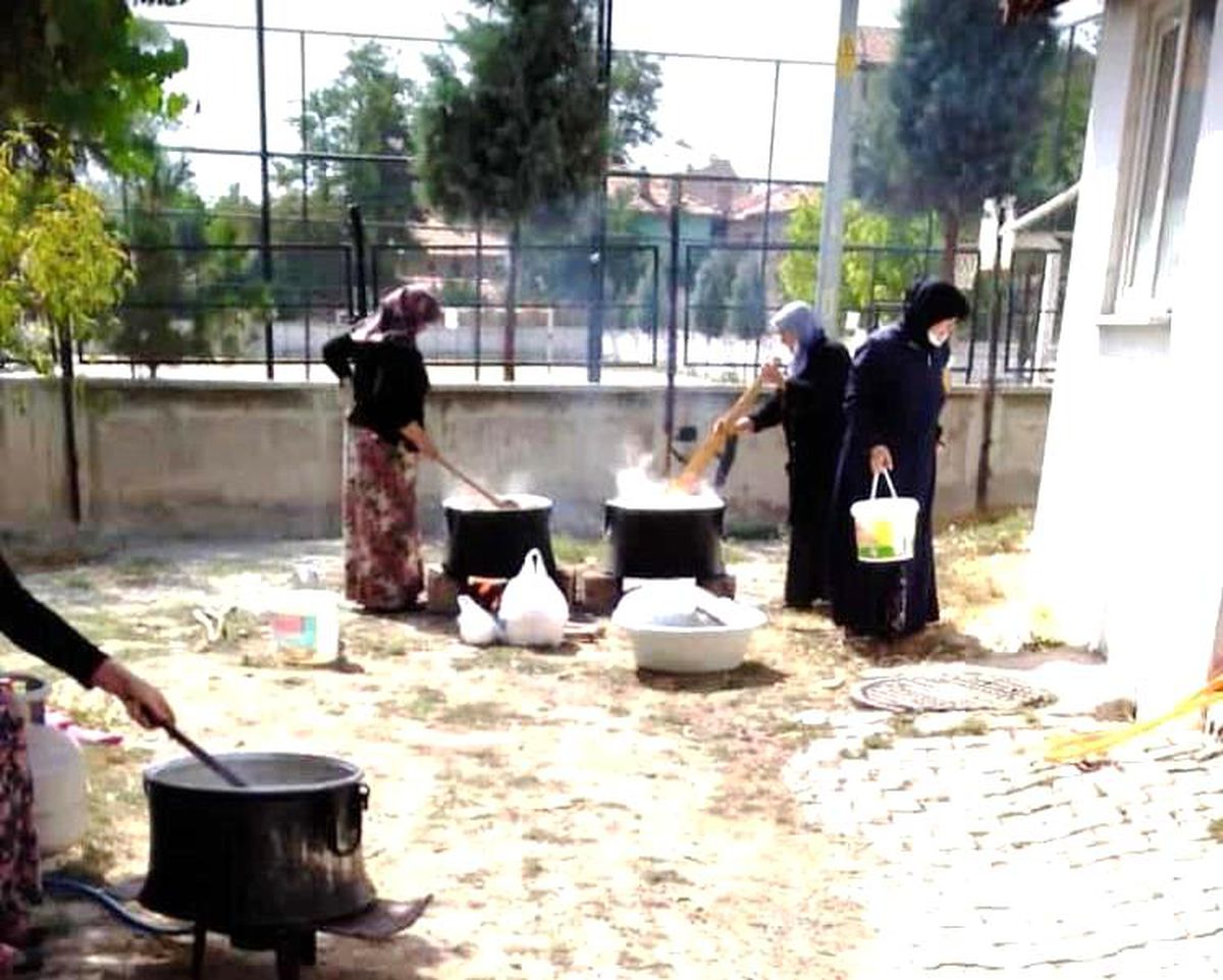 Şehitler Mahallesi kadınlarının aşure buluşması