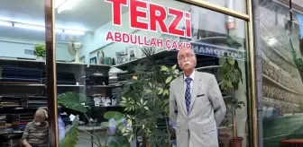 Yarım asırdan fazladır üzerinden hiç çıkarmadı