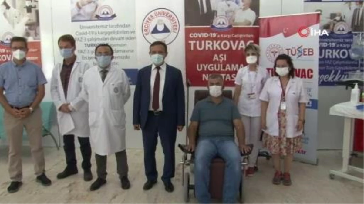 Yerli korona virüs aşısı TURKOVAC, geliştirildiği ERÜ\'de gönüllülere uygulanıyor