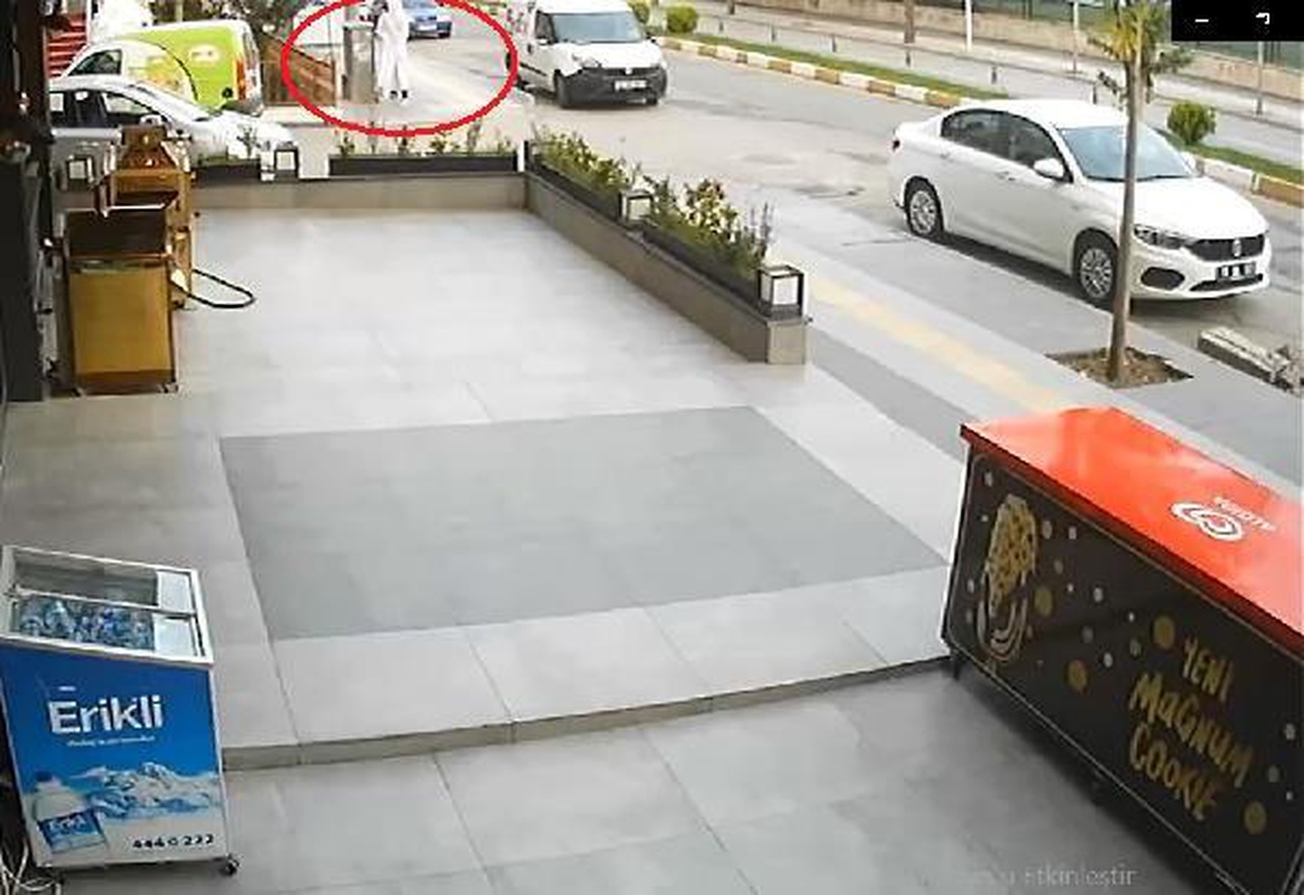 Son dakika haberleri: Beyaz çarşaflı motosiklet hırsızı kamerada