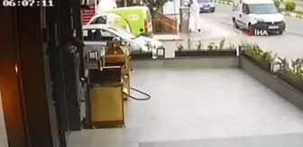 Son dakika haberi... 'Beyaz çarşaflı' motosiklet hırsızı kamerada