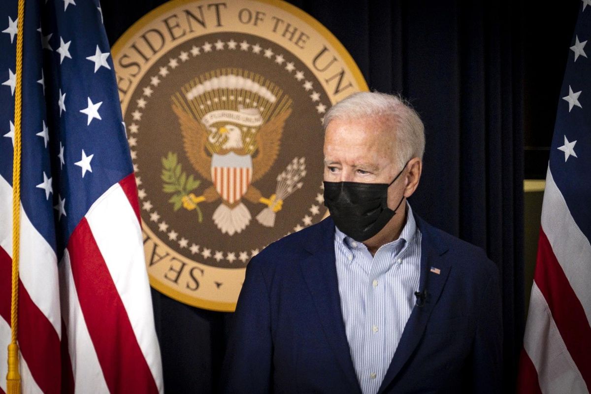 Biden: "Komutanlarımız, Afganistan\'da önümüzdeki 24 ila 36 saat içinde bir saldırı daha olabileceğini söyledi"