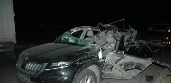 Son dakika... DİYARBAKIR - Otomobil ile kamyon çarpıştı: 1 ölü, 3 yaralı