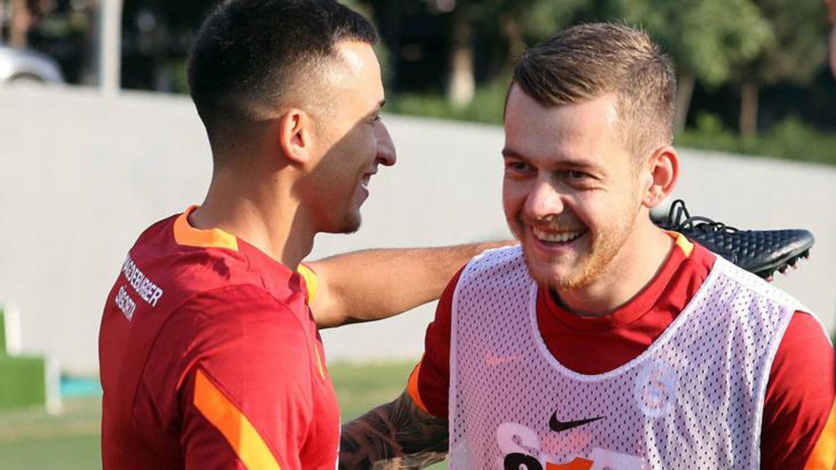 Avrupa Ligi\'nden gelen para, Galatasaray\'ın 9 transferin maaşını karşıladı