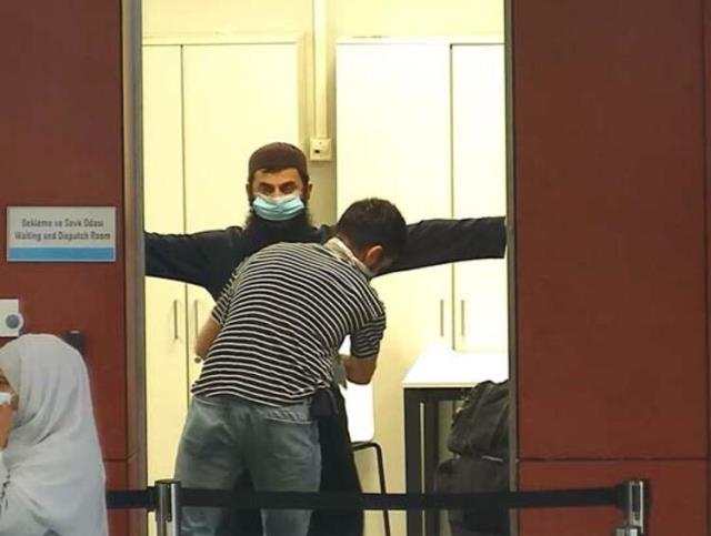Havalimanı'nda büyük tehlike önlendi! Türkiye'de önceden 3 kez girmeye çalışan DAEŞ'li yakayı ele verdi