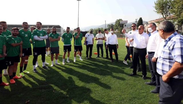 Maç öncesi Büyükakın'dan Kocaelispor'a moral ziyareti